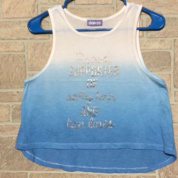 Claire’s - S - flowy top proud supporter tan line - Picture 6 of 6